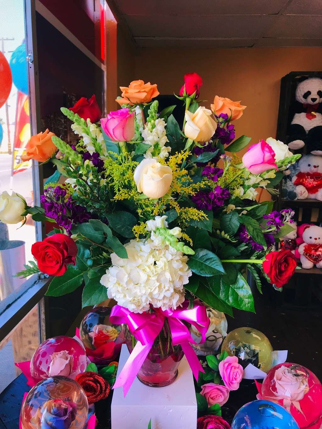 Jimmys Flower Arrangements | 722 E South St, Long Beach, CA 90805 | Phone: (562) 612-0901