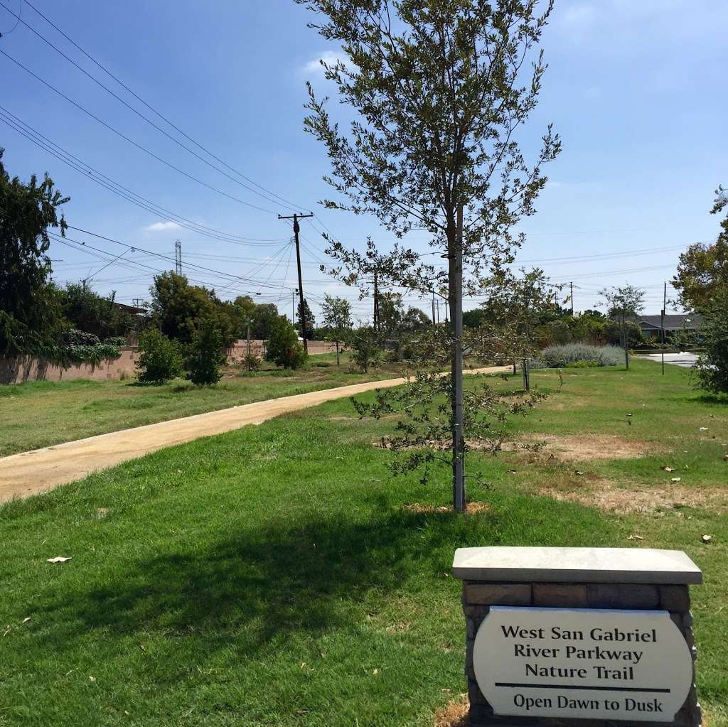 West San Gabriel River Parkway Nature Trail @ Candlewood St | 5298 Knoxville Ave, Lakewood, CA 90713, USA