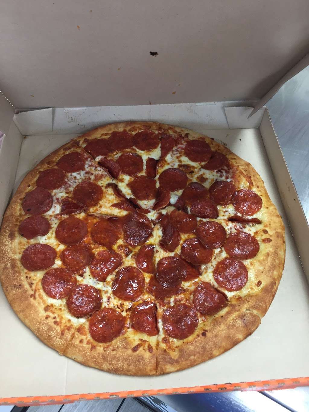 Little Caesars Pizza | 690 N Valle Verde Dr, Henderson, NV 89014 | Phone: (702) 454-4622