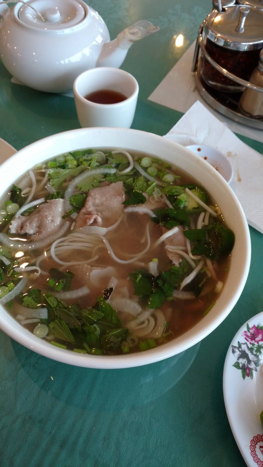 Pho Vietnam | 809 E Loop Rd, Anchorage, AK 99501, USA | Phone: (907) 277-1445