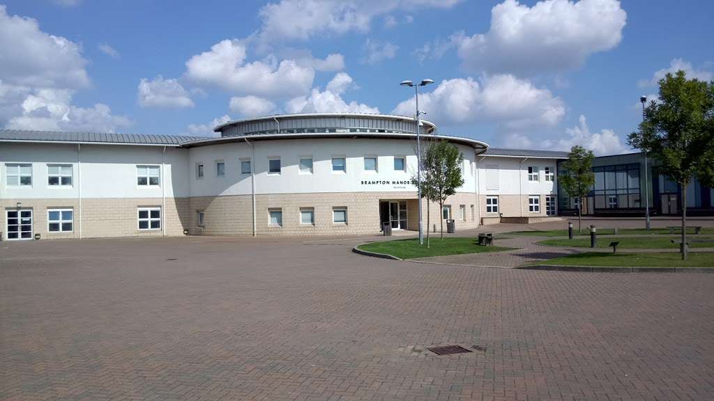 BRAMPTON MANOR ACADEMY Roman Rd, East Ham, London E6 3SQ, UK