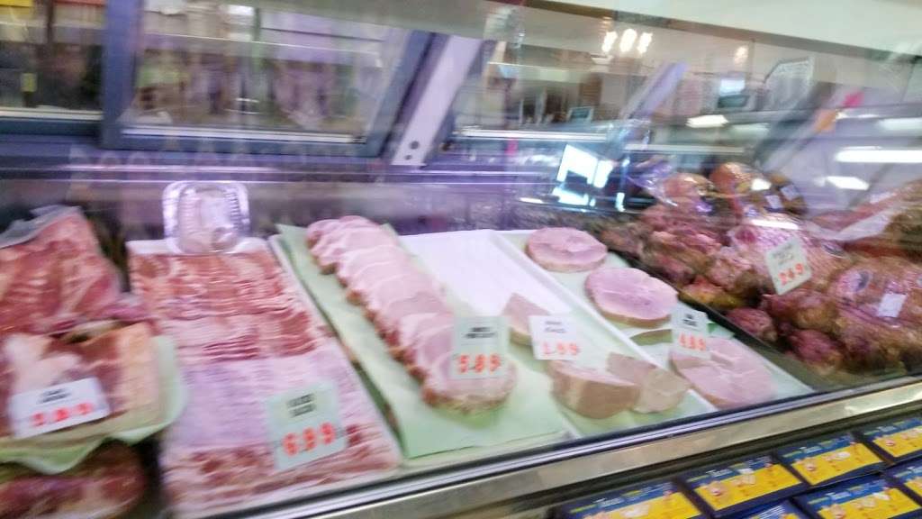 Hazle Park Meats & Groceries | 903534 Pine Point Plz, Albrightsville, PA 18210 | Phone: (570) 722-9925