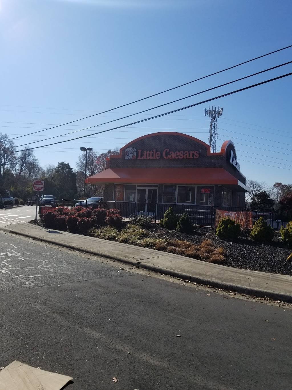 Little Caesars Pizza | 609 Pisgah Church Rd, Greensboro, NC 27455, USA | Phone: (336) 286-7225