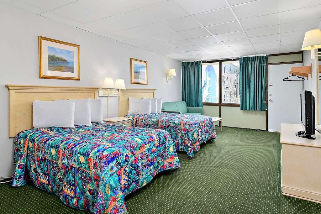 Surf Inn Suites | 7100 Coastal Hwy, Ocean City, MD 21842, USA | Phone: (410) 524-7100