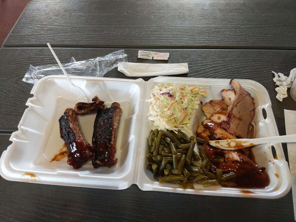 Texans BBQ & Catering | 12097 FM830, Willis, TX 77318, USA | Phone: (936) 890-2100