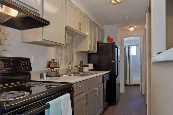 Ten 30 Apartments | 1049 E 9th Ave, Broomfield, CO 80020, USA | Phone: (303) 465-1731