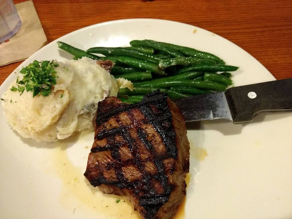 Applebees Grill + Bar | 1275 W 14 Mile Rd, Madison Heights, MI 48071, USA | Phone: (248) 589-9889