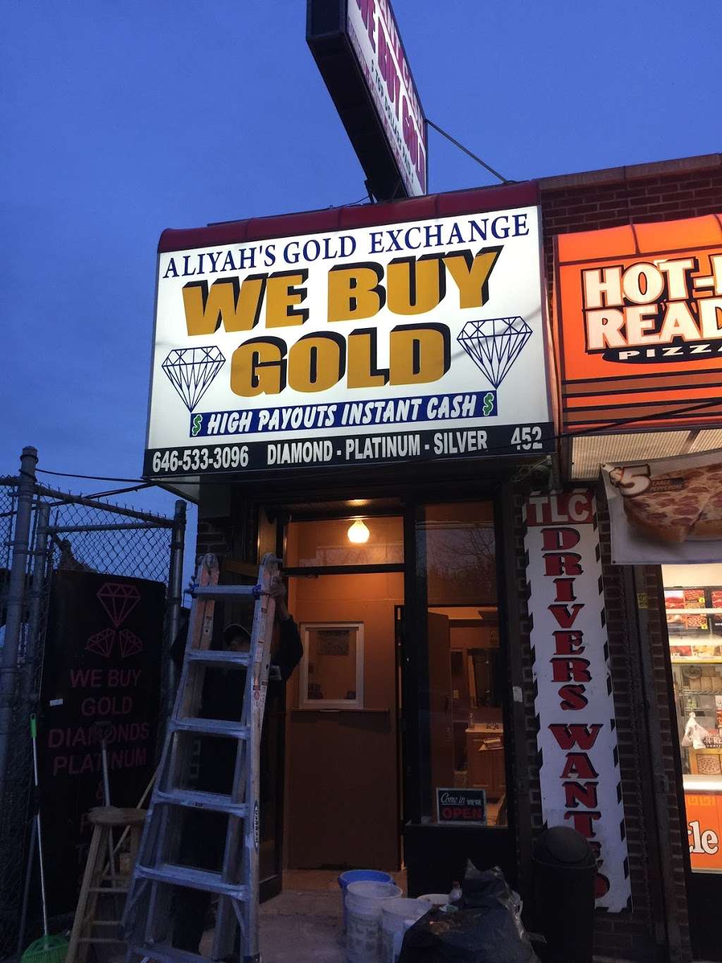 Aliyahs Gold Exchange | 452 Sutter Ave, Brooklyn, NY 11212, USA | Phone: (646) 533-3096