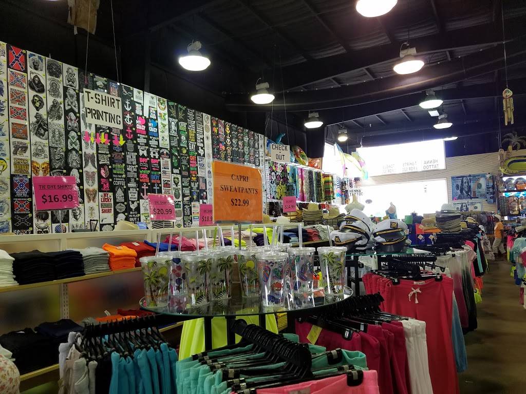 Palace Beachwear & Gifts | 3017 N Shoreline Blvd, Corpus Christi, TX 78402, USA | Phone: (361) 882-7586