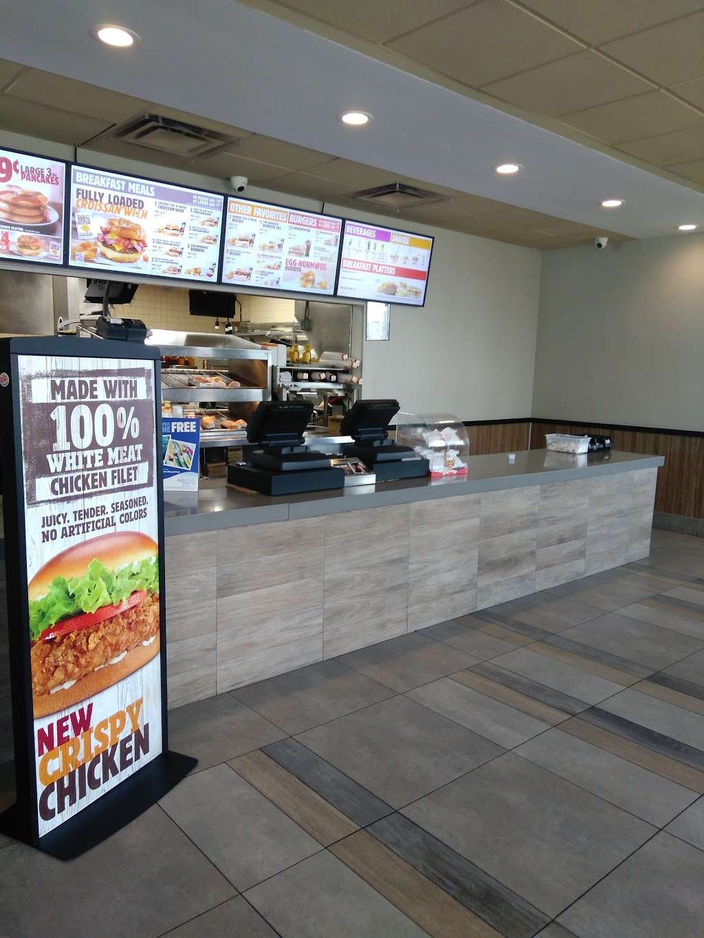 Burger King | 7871 Pines Blvd, Pembroke Pines, FL 33024, USA | Phone: (954) 987-7933