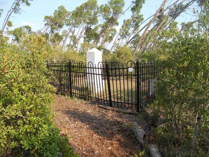 Vineland Cemetery | 8652 Fenton St, Orlando, FL 32836, USA