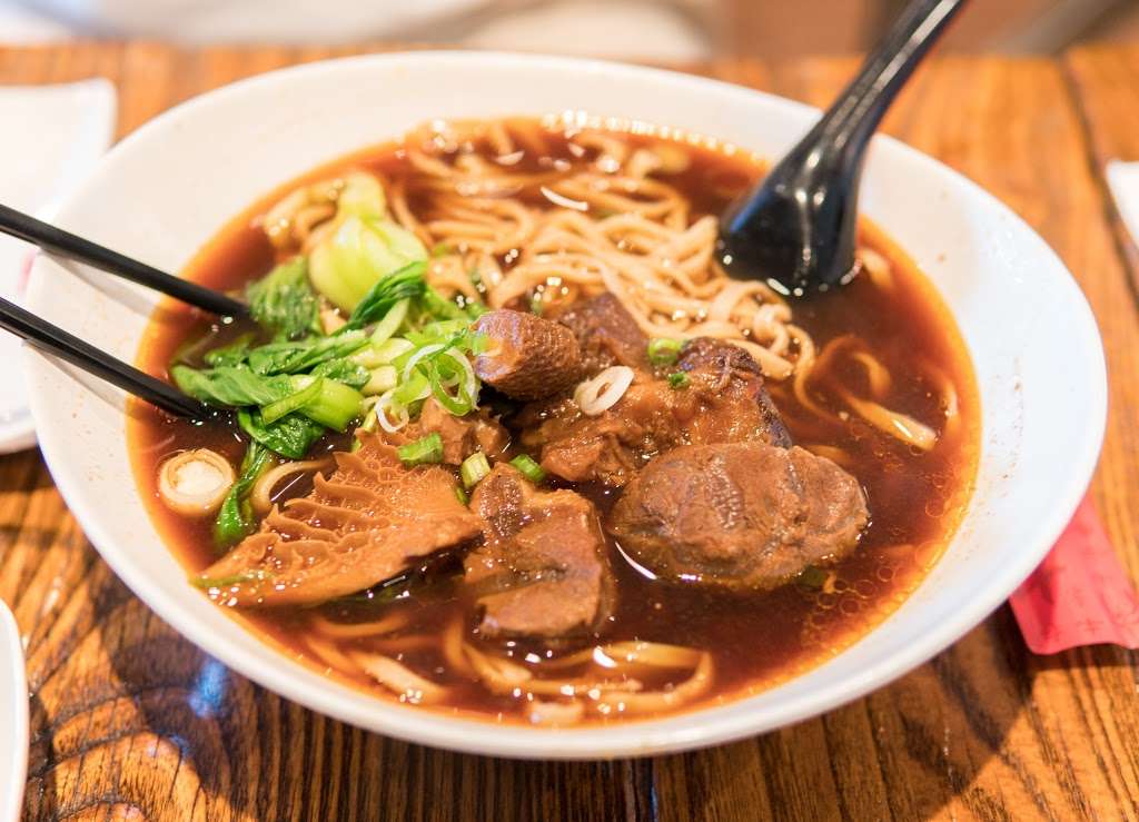 Chef Hung Taiwanese Beef Noodle | 2710 Alton Pkwy #117, Irvine, CA 92606, USA | Phone: (949) 756-0088