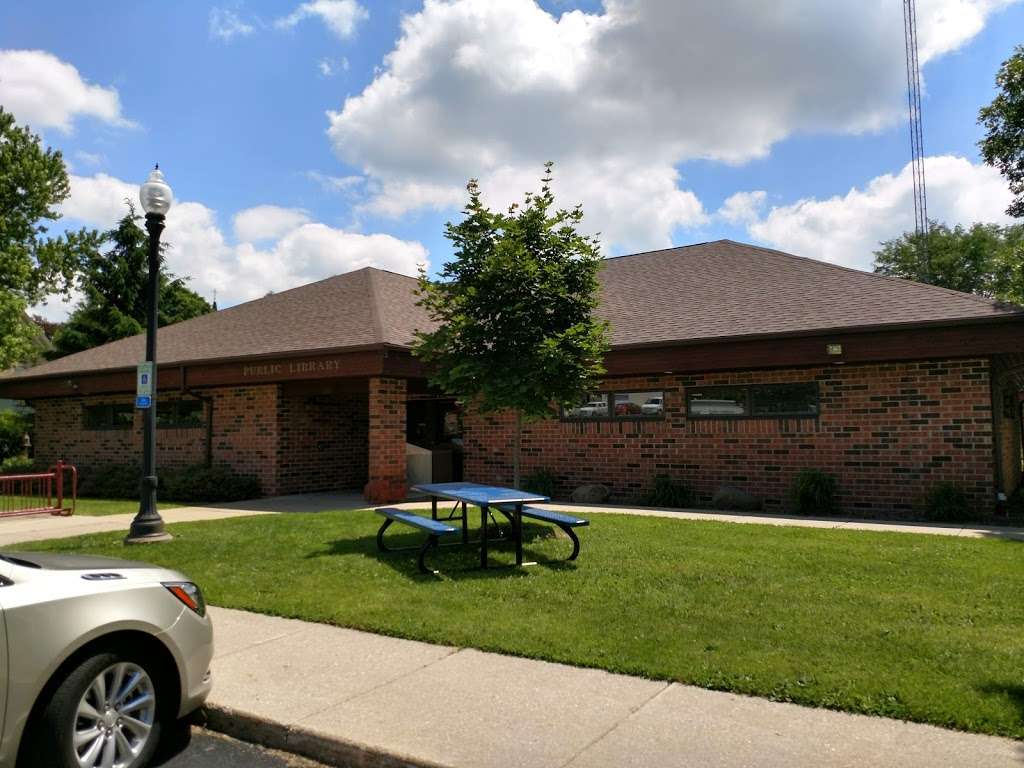 Johnson Creek Public Library | 125 Lincoln St, Johnson Creek, WI 53038, USA | Phone: (920) 699-3741