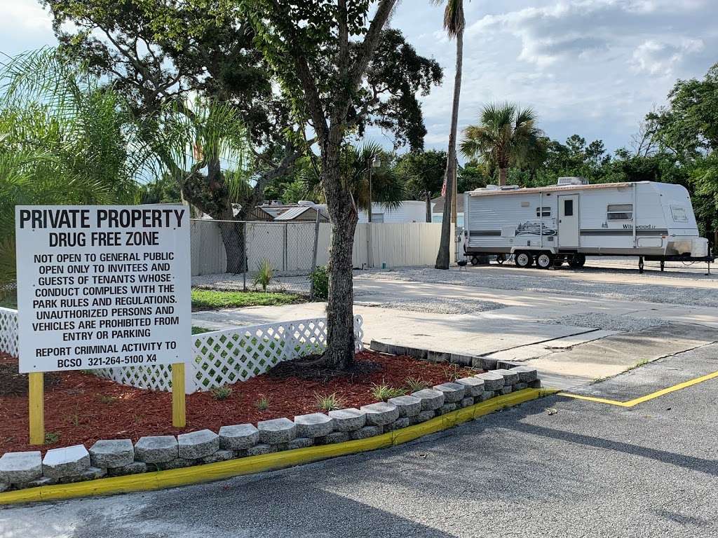 Cocoa Estates Mobile Home & RV Park | 914 Clearlake Rd, Cocoa, FL 32922, USA | Phone: (321) 482-2245