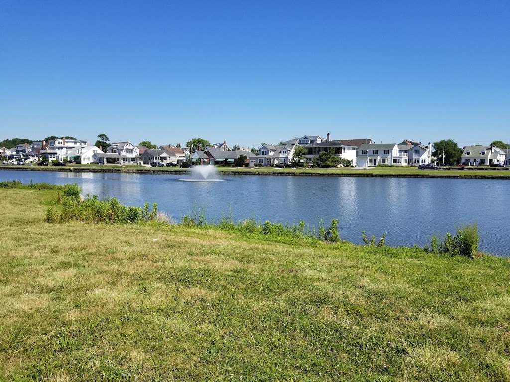 Atlantic View Inn | 20 Woodland Ave, Avon-By-The-Sea, NJ 07717, USA | Phone: (732) 774-8505