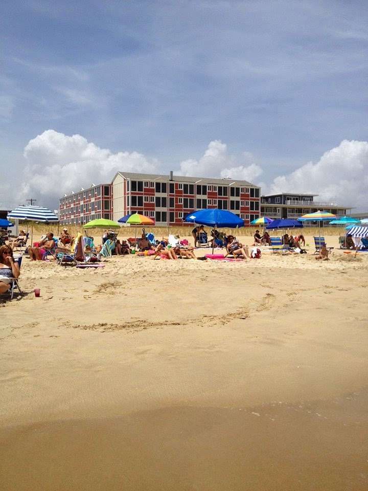 The Surf Club Oceanfront Hotel | 1 Read Avenue, Dewey Beach, DE 19971, USA | Phone: (800) 441-8341