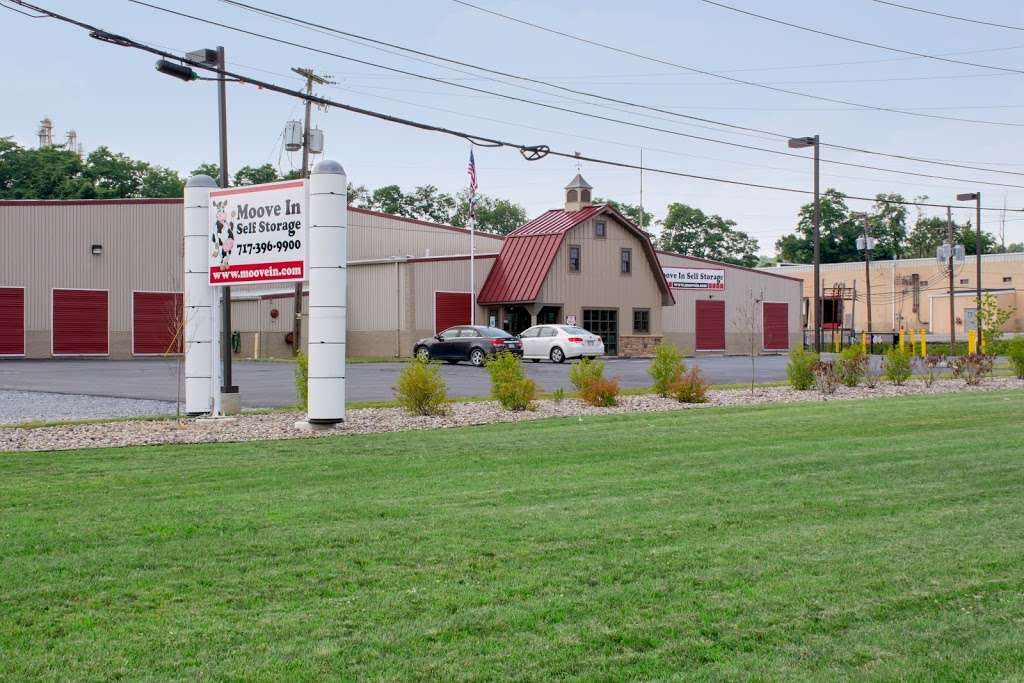 Moove in Self Storage - Centerville | 220 Centerville Rd, Lancaster, PA 17603 | Phone: (717) 396-9900