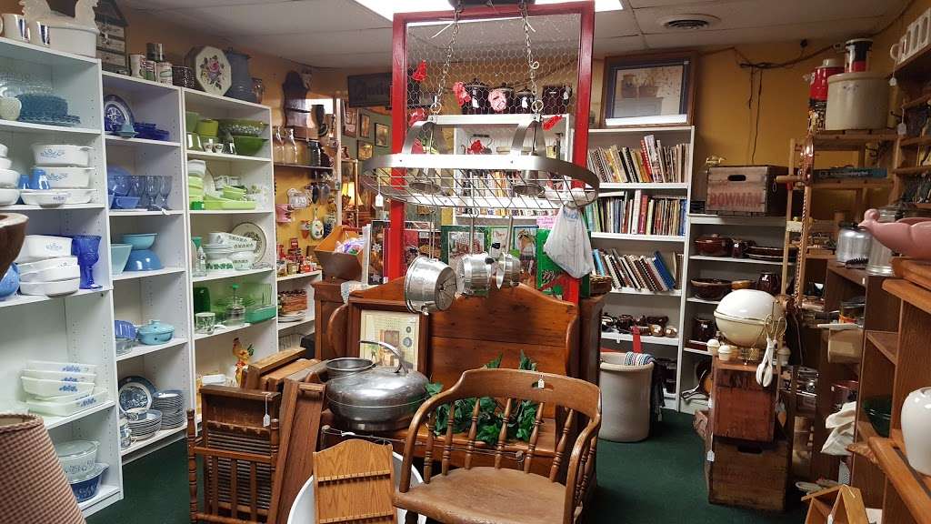 Second Time Around Antiques | 151 S Will Rd, Braidwood, IL 60408 | Phone: (815) 458-2034