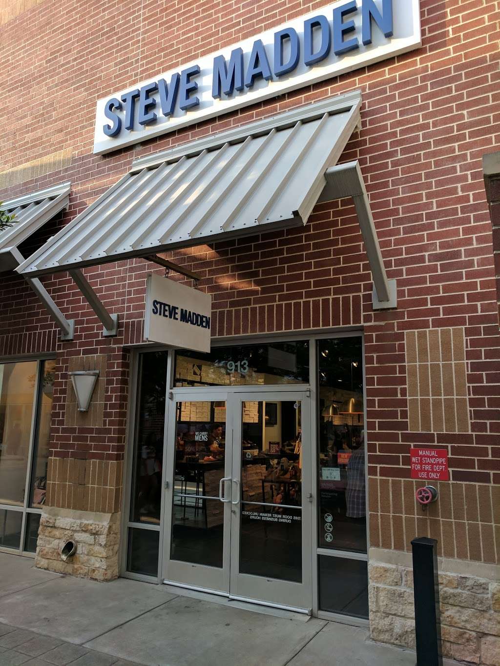 Steve Madden | 29300 Hempstead Rd, Cypress, TX 77433, USA | Phone: (281) 256-0079