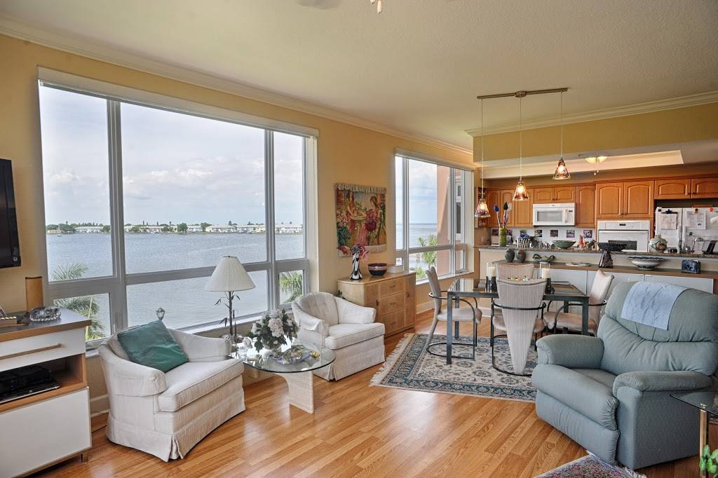 Westminster Shores | 125 56th Ave S, St. Petersburg, FL 33705, USA | Phone: (727) 867-2131