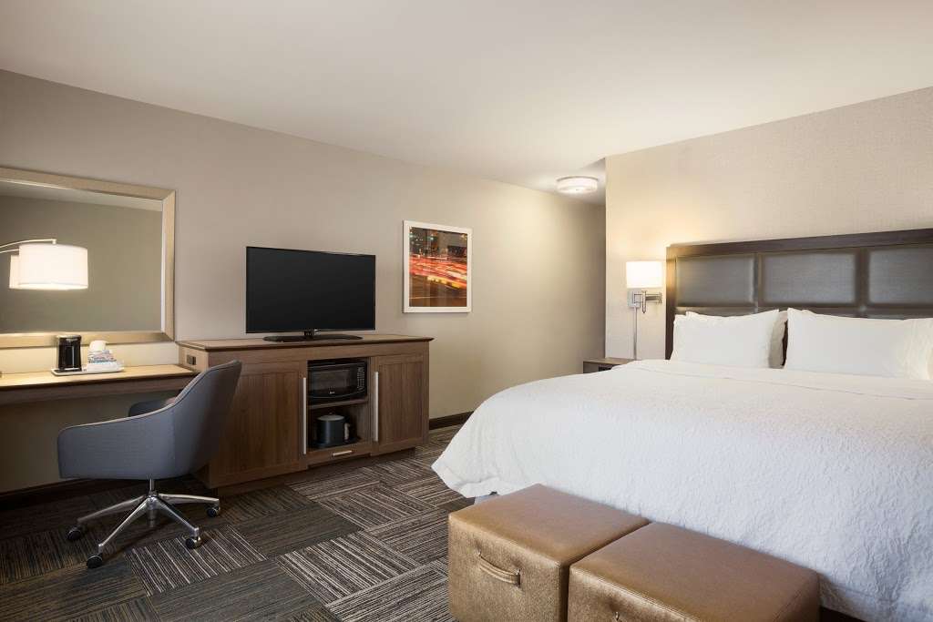 Hampton Inn & Suites Minooka | 621 Bob Blair Rd, Minooka, IL 60447, USA | Phone: (815) 828-6450