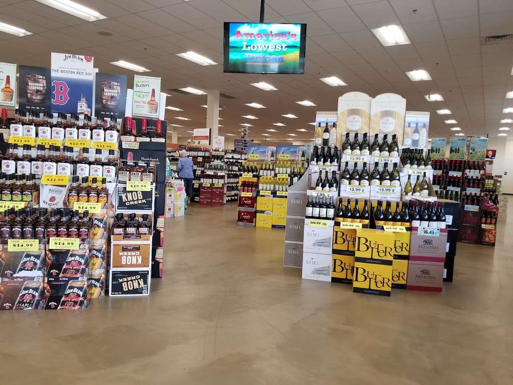 NH Liquor & Wine Outlet | Southgate Plaza, 380 Lafayette Rd, Seabrook, NH 03874, USA | Phone: (603) 474-3362