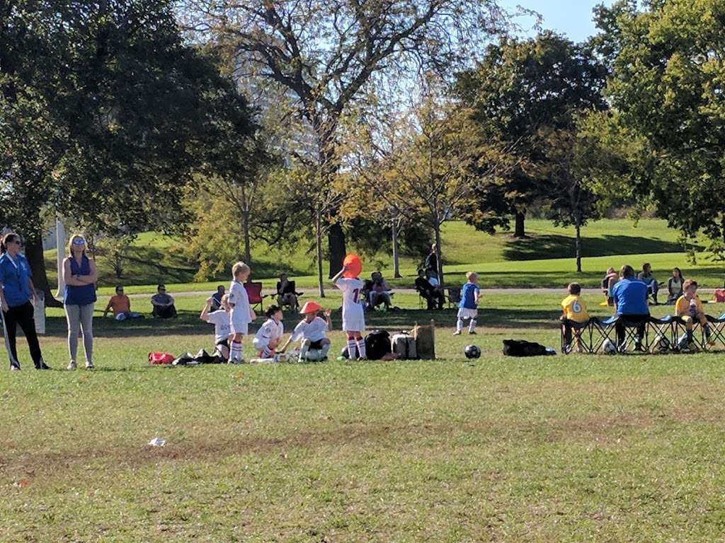 Lawrence Ave Soccer Fields | Chicago, IL 60640, USA