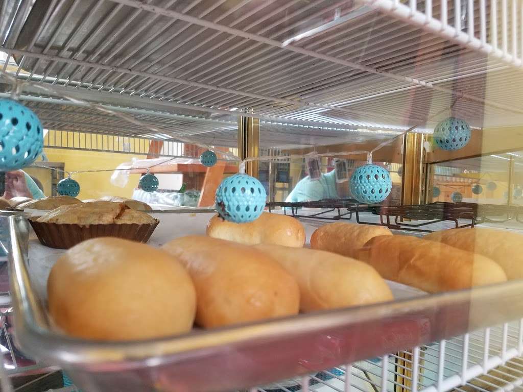 Dignowity Kolaches | 1629 E Houston St, San Antonio, TX 78202, USA | Phone: (210) 454-5898