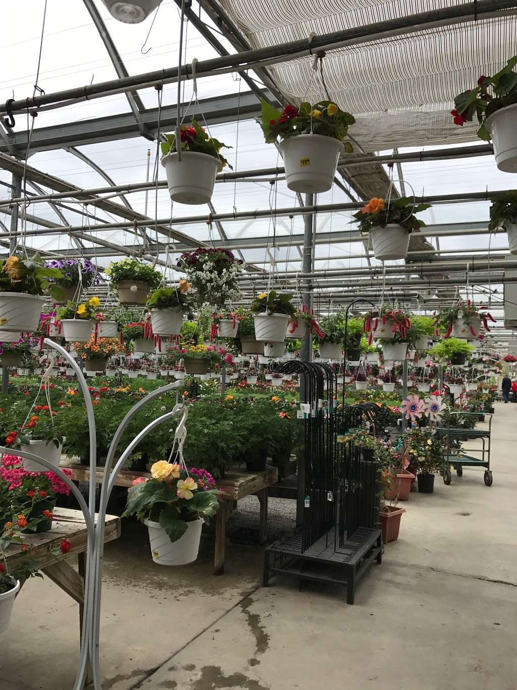 A & M Farm And Garden Center | 1203 US-130, Robbinsville, NJ 08691 | Phone: (609) 448-0663