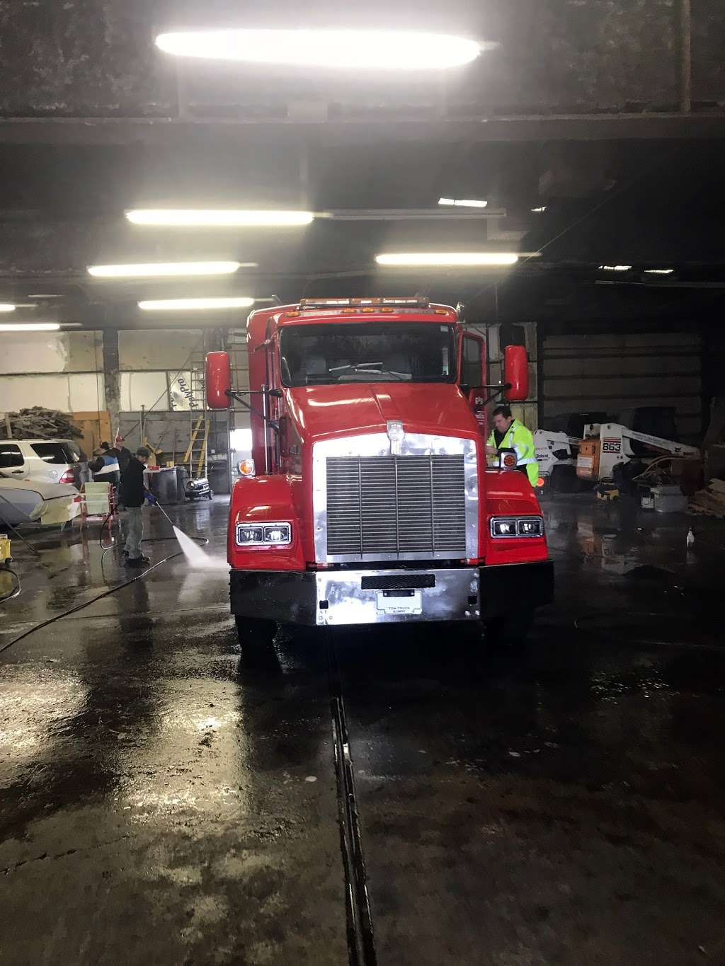 Navarros Truck Wash | 5821 Ogden Ave, Cicero, IL 60804, USA | Phone: (708) 477-6293