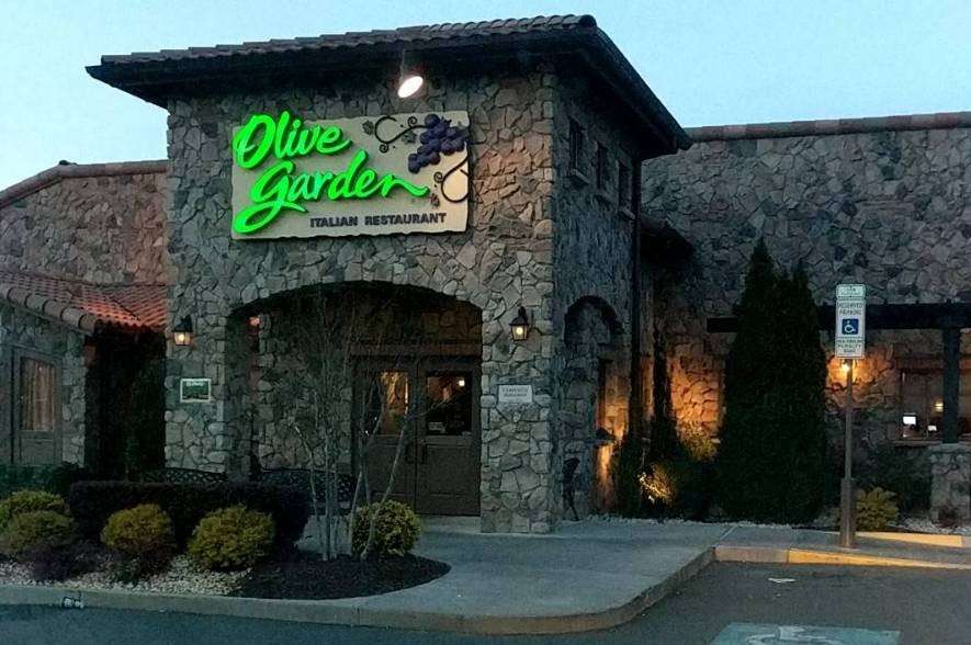 Olive Garden Italian Restaurant 2983 Monroe Way Monroe Nc 28110 Usa