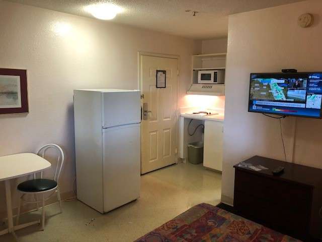 InTown Suites Extended Stay Charlotte NC - University | 7410 N Tryon St, Charlotte, NC 28213, USA | Phone: (704) 599-2380