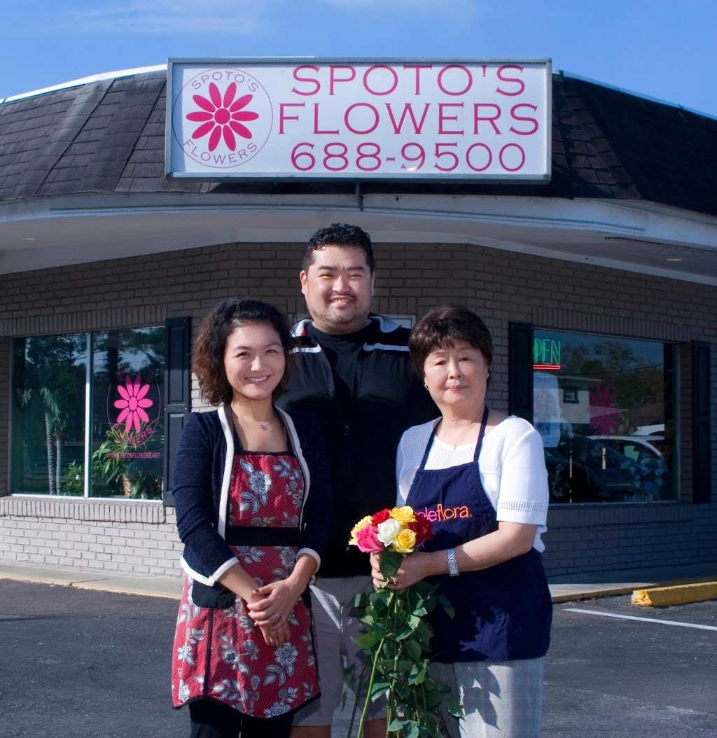 Spotos Flowers & Gifts | 3503 Cleveland Heights Blvd, Lakeland, FL 33803, USA | Phone: (863) 688-9500