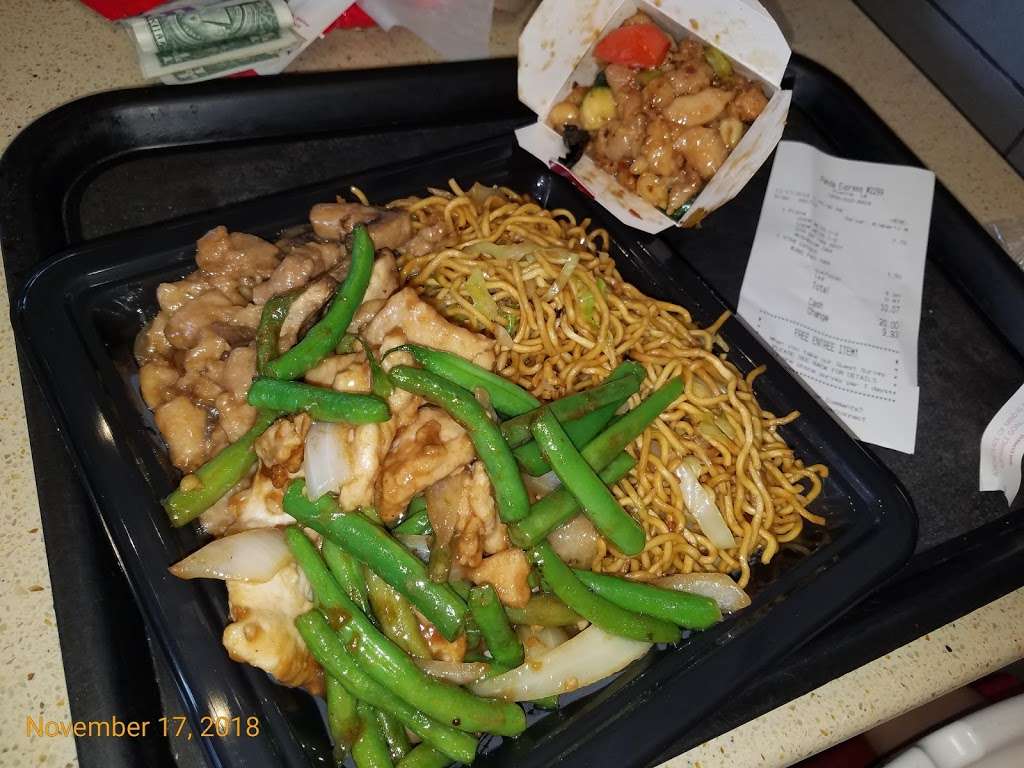 Panda Express | 751 Rio Rancho Rd, Pomona, CA 91766, USA | Phone: (909) 622-8819