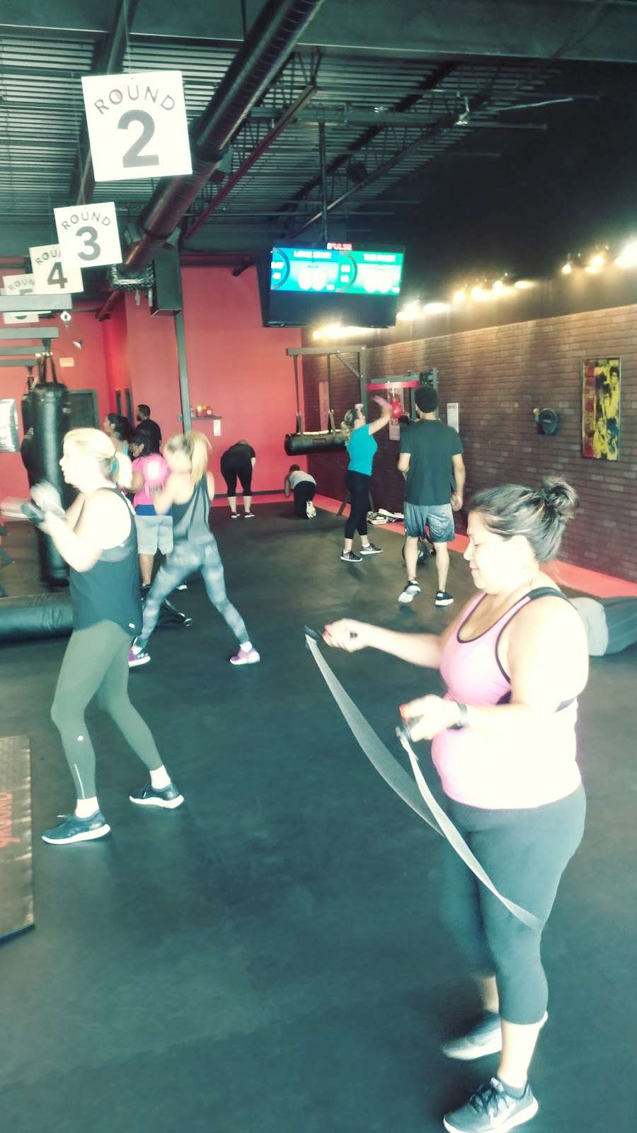 9ROUND | 15718 South Fwy #150, Pearland, TX 77584 | Phone: (832) 328-7800