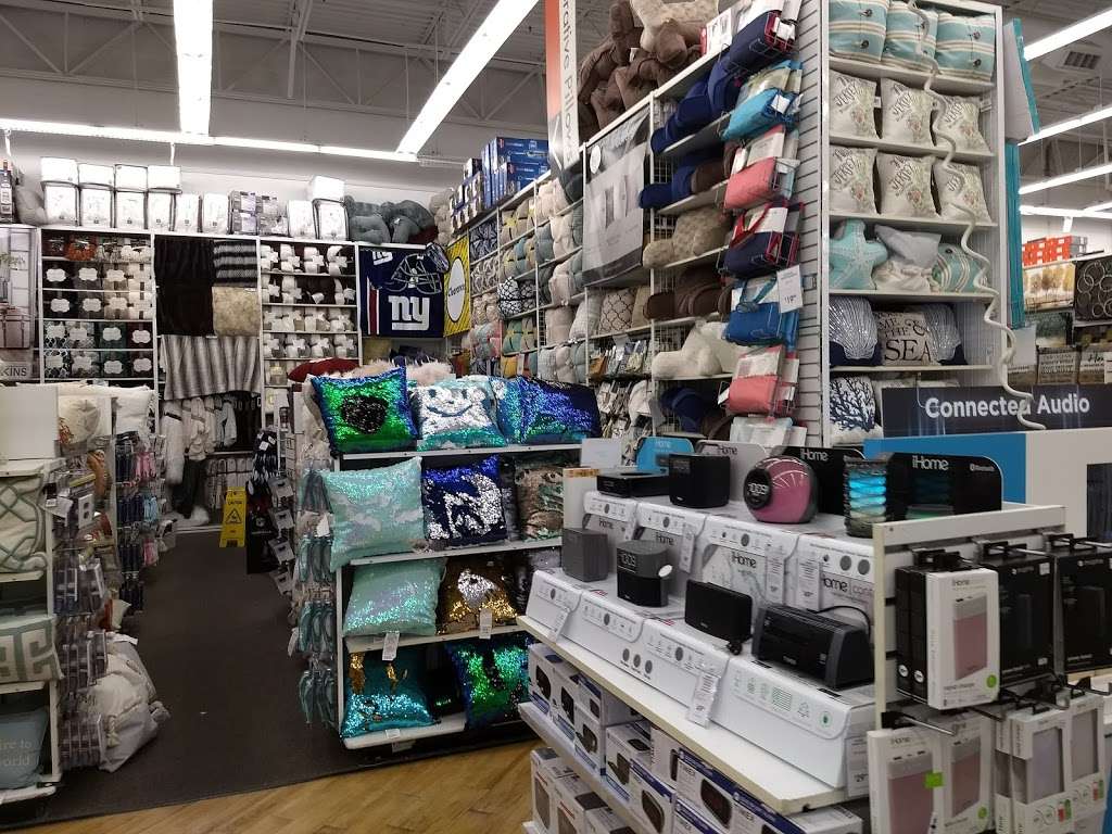 Bed Bath & Beyond | 92 NJ-36, Eatontown, NJ 07724 | Phone: (732) 460-9800