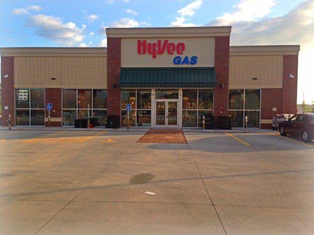 Hy-Vee Gas | 16144 Pilot Knob Rd, Lakeville, MN 55044, USA | Phone: (952) 423-2215