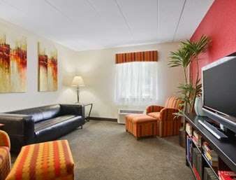 Days Hotel West Chester- Brandywine Valley | 943 S High St, West Chester, PA 19382, USA | Phone: (610) 692-1900