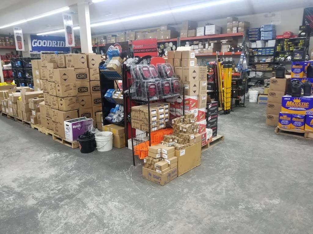 Texas Truck Parts & Tires | 2802 N Wayside Dr, Houston, TX 77020, USA | Phone: (713) 675-4545