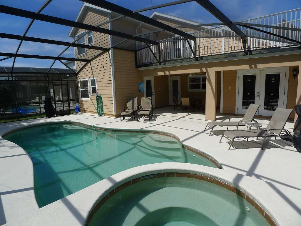 Contempo Vacation Homes | 43344 US-27, Davenport, FL 33837, USA | Phone: (863) 424-0219