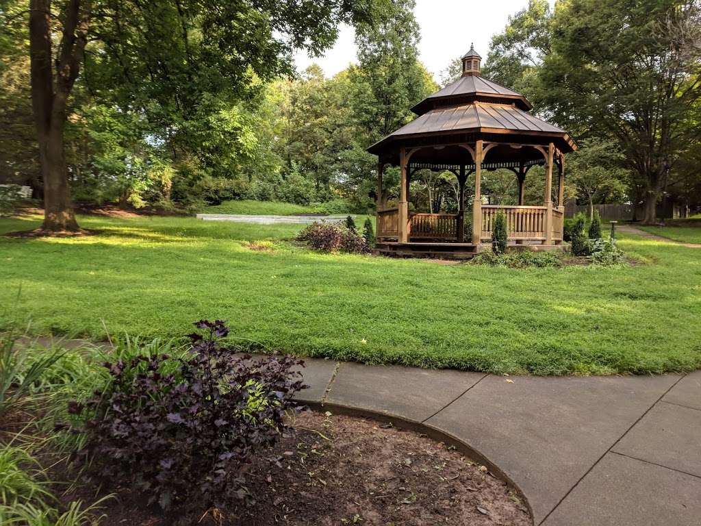 Donald Frady Park | Falls Church, VA 22046, USA