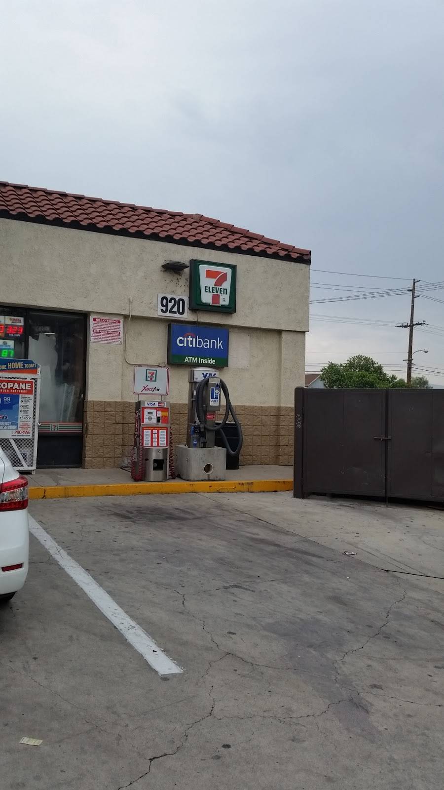 7-Eleven | 920 Bloomington Ave, Bloomington, CA 92316, USA | Phone: (909) 877-6621