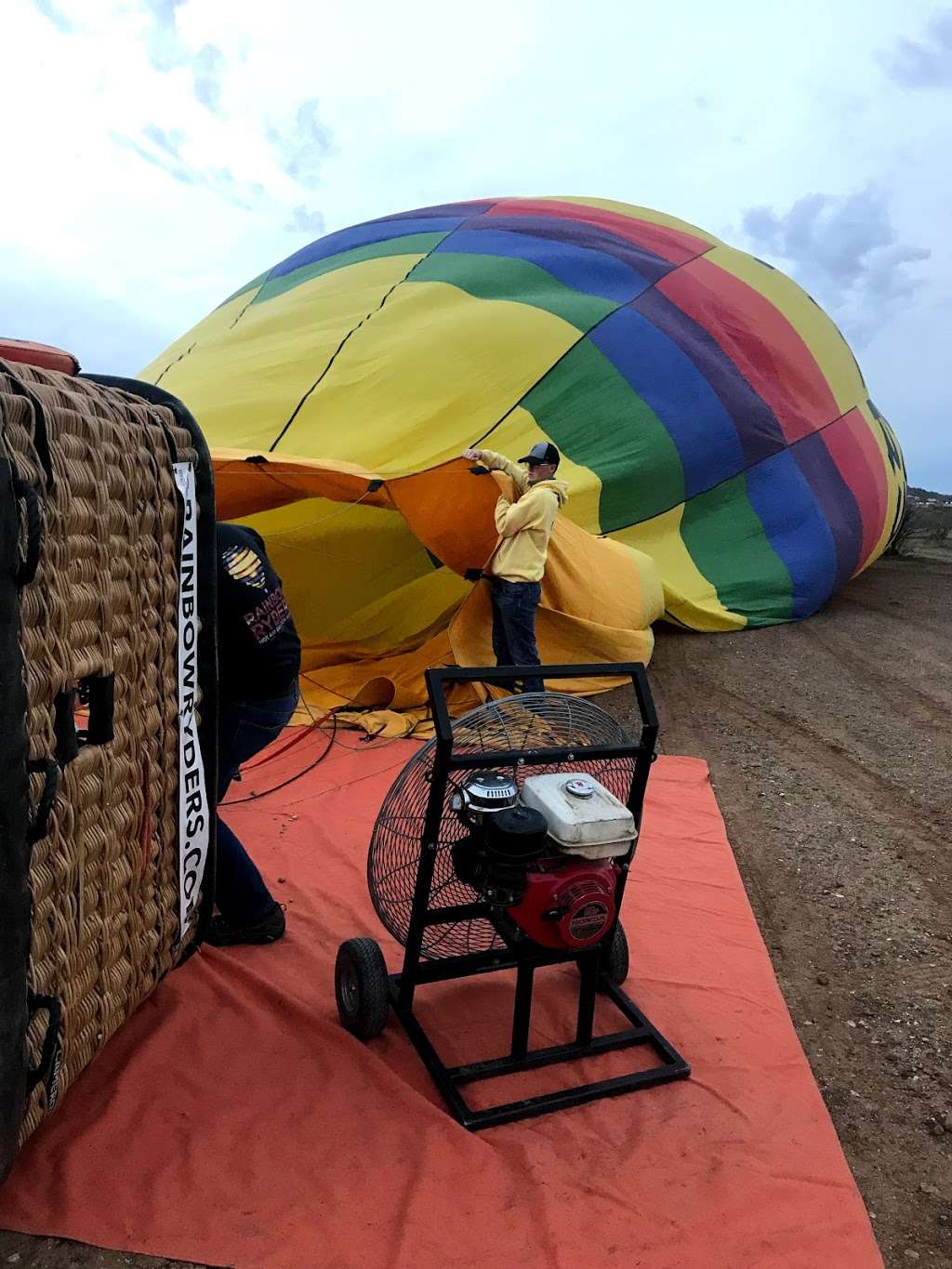 Rainbow Ryders Hot Air Balloon Co. | 715 E Covey Ln #100, Phoenix, AZ 85024, USA | Phone: (480) 299-0154