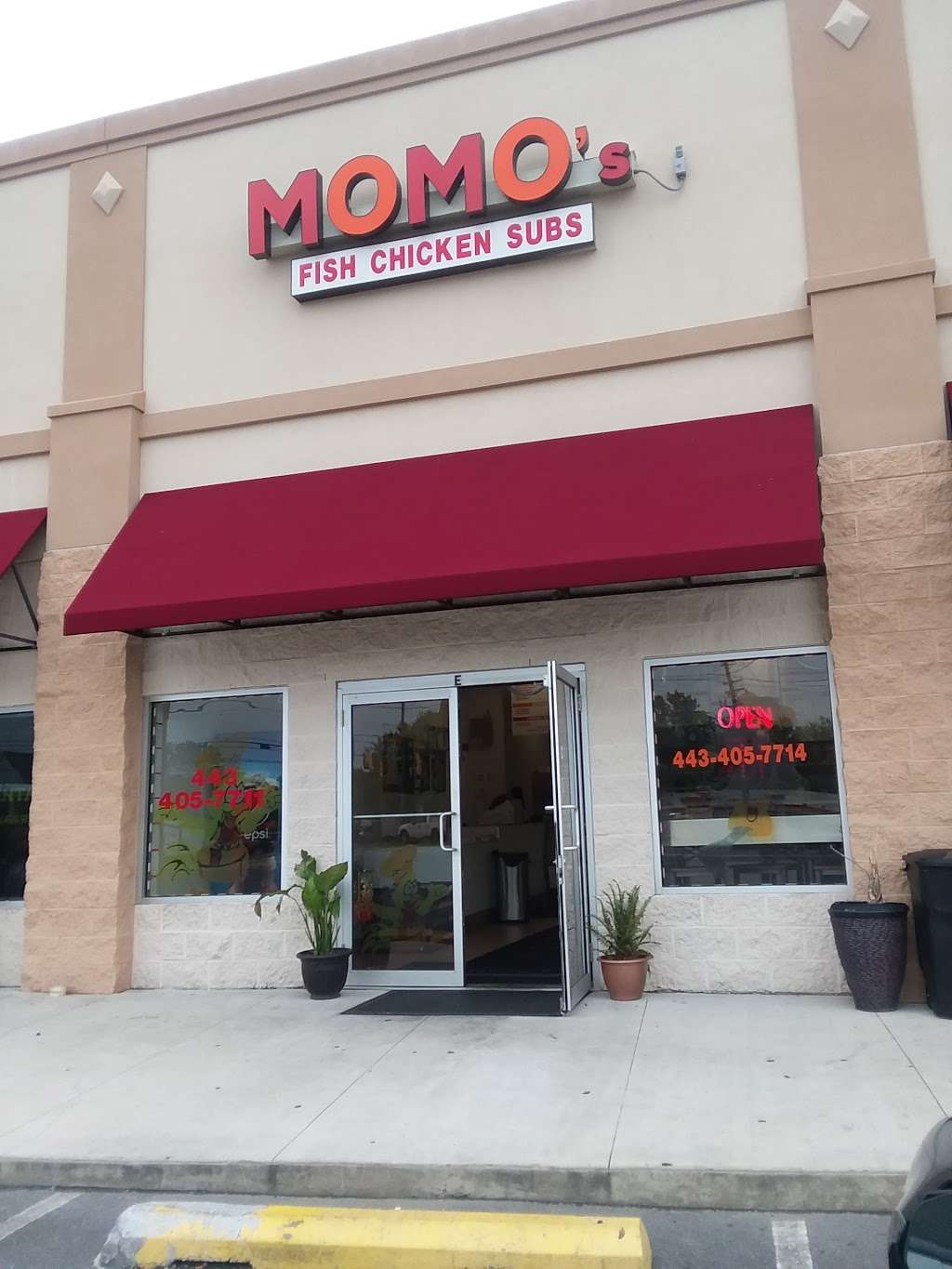 Momos Fish And Chicken Subs | 7416 Windsor Mill Rd, Windsor Mill, MD 21244, USA | Phone: (443) 405-7711