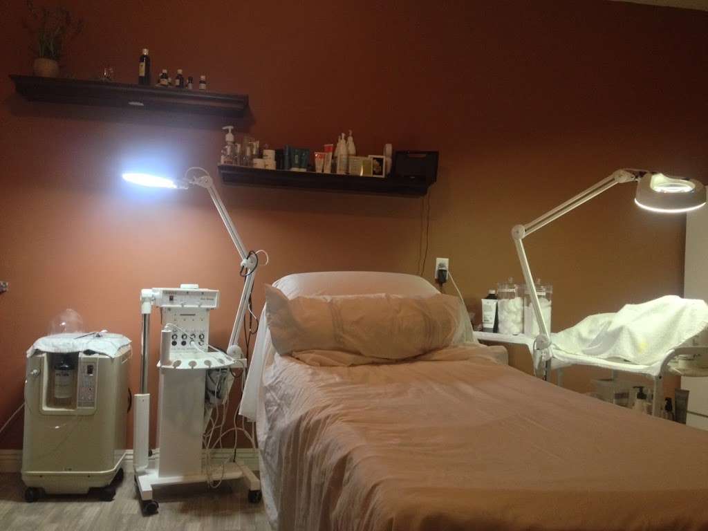 Youre Made Beautiful Skin Care | 13719 Ventura Blvd g, Sherman Oaks, CA 91423, USA | Phone: (818) 808-5517