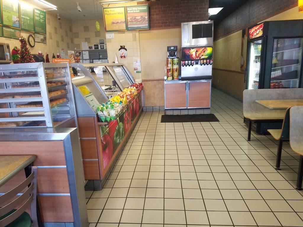 Subway | 5546 Camino Al Norte Suite 7, North Las Vegas, NV 89031 | Phone: (702) 657-9425