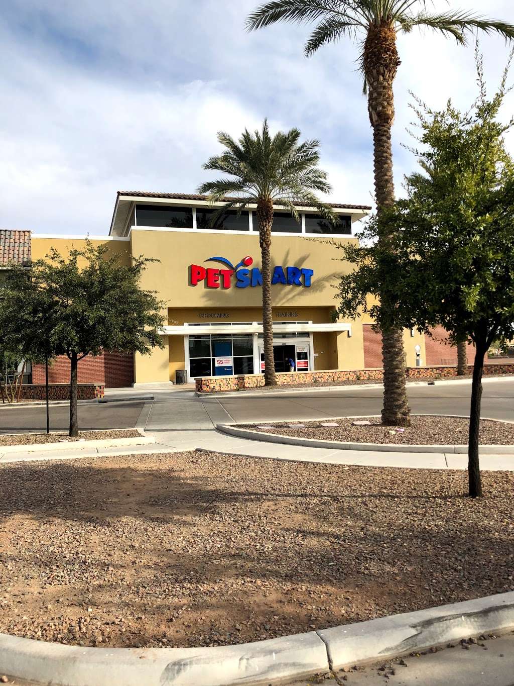 PetSmart | 3939 S Arizona Ave, Chandler, AZ 85248, USA | Phone: (480) 281-5506