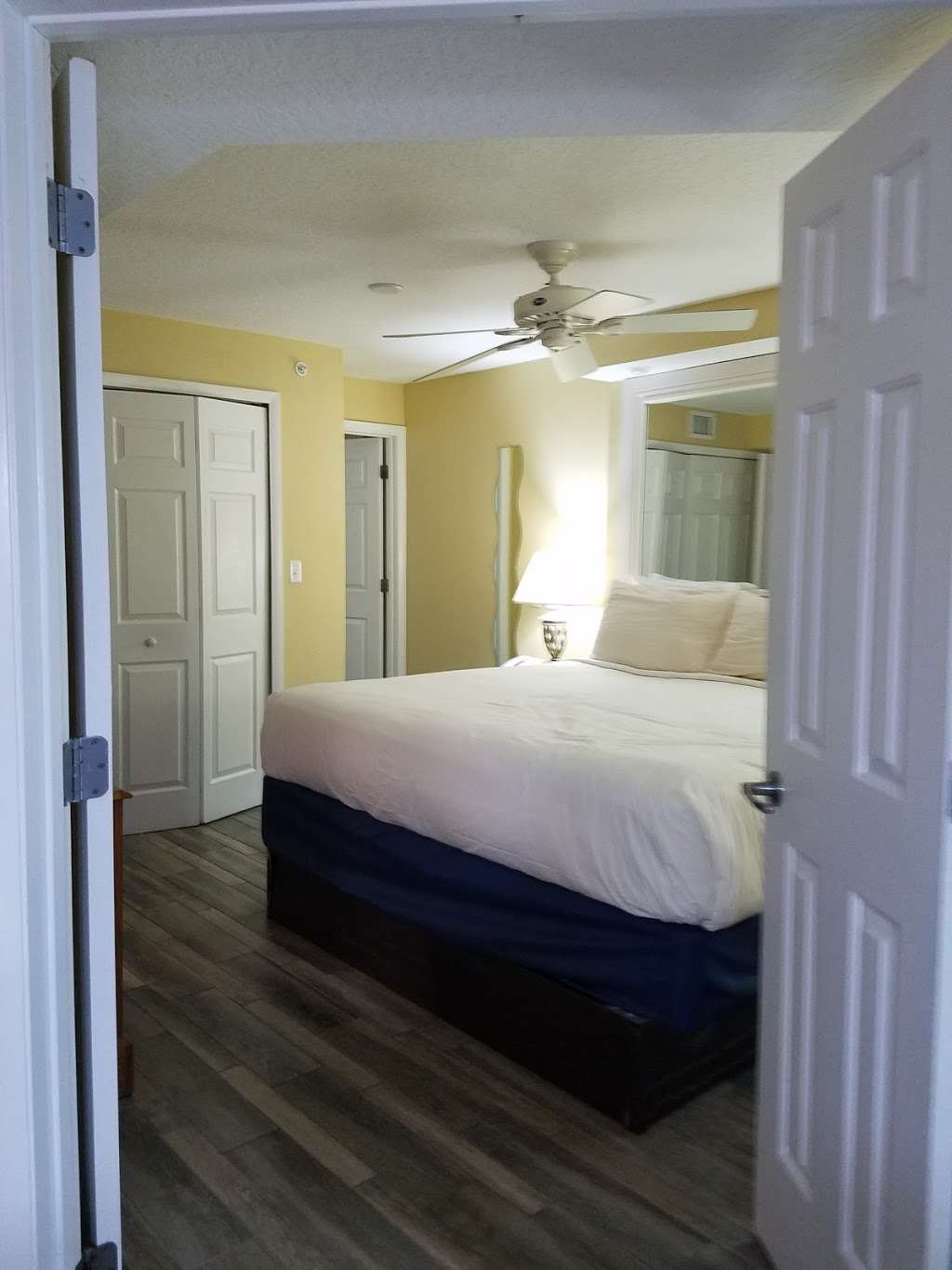 Catalina Beach Club | 1303 S Atlantic Ave, Daytona Beach, FL 32118, USA | Phone: (386) 253-6741