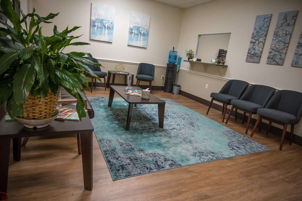 Howell Branch Chiropractic Spine and Injury Center | 1555 Howell Branch Road, Suite B-2, Winter Park, FL 32789, USA | Phone: (407) 622-9090