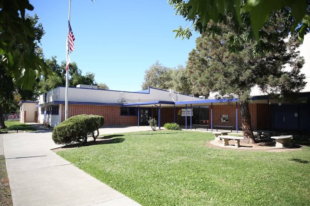Harmon Johnson Elementary School | 577 Las Palmas Ave, Sacramento, CA 95815, USA | Phone: (916) 566-3480
